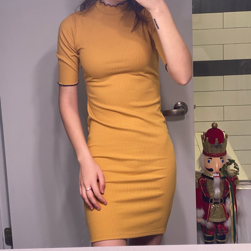 Half-Sleeve Mockneck Bodycon Mini Dress